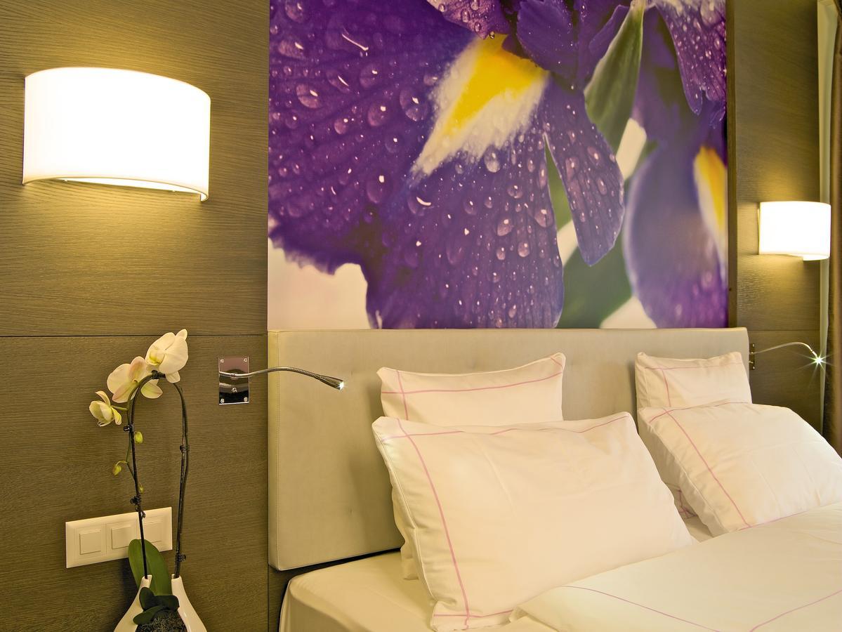 Charme Hotel Barbate Tegna Екстер'єр фото
