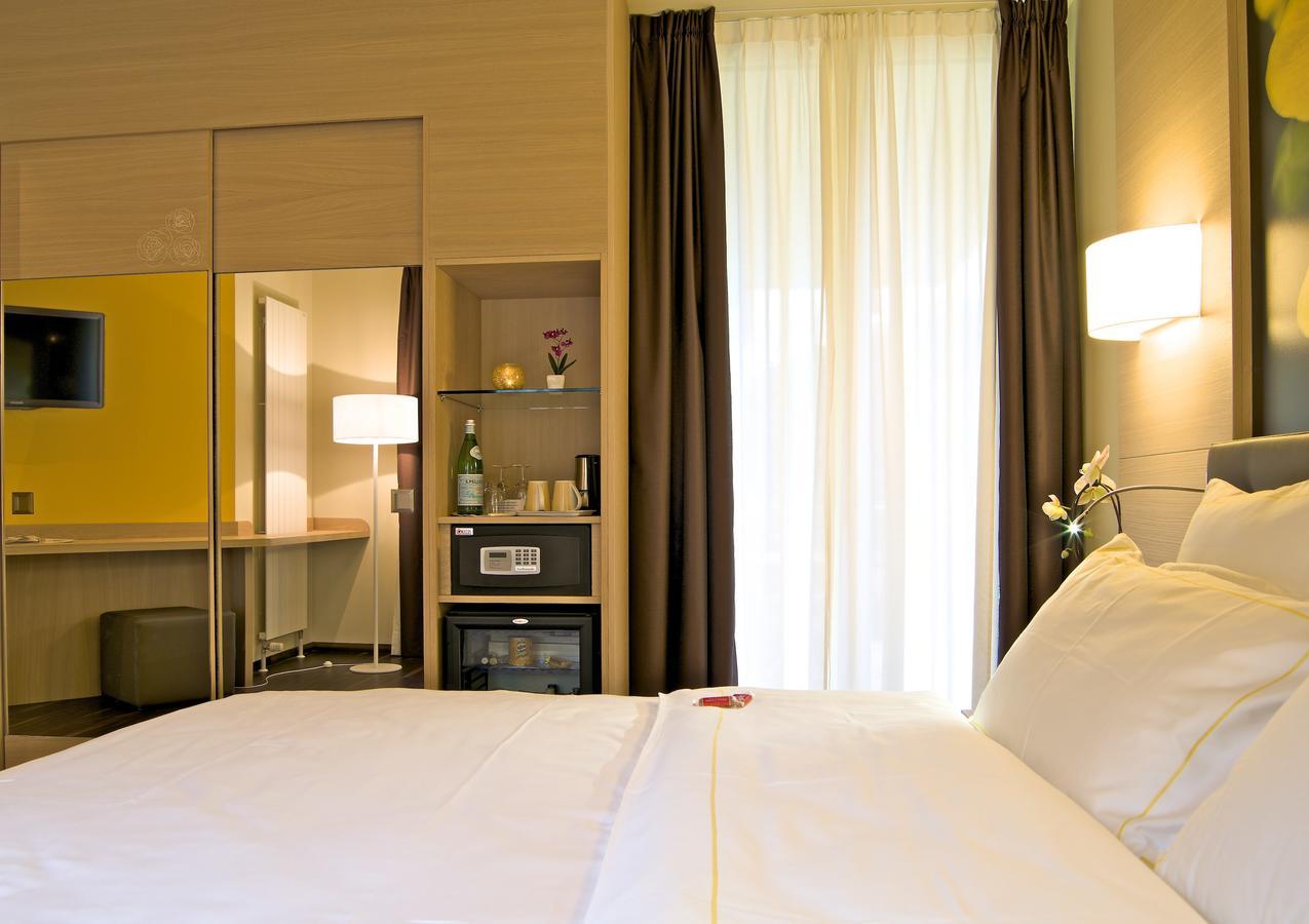 Charme Hotel Barbate Tegna Екстер'єр фото